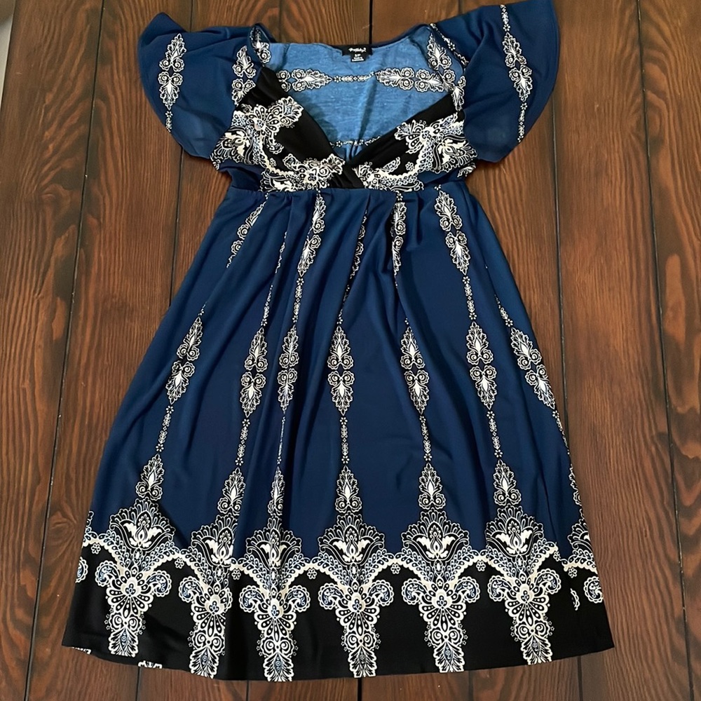 Cute, comfy, light dress